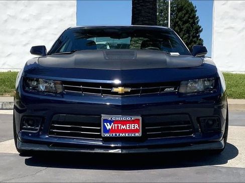 Used 2015 Chevrolet Camaro SS w/ SS Performance Package RWD image 3