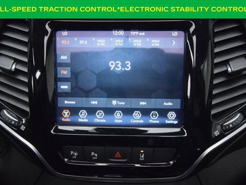 Used 2021 Jeep Cherokee Limited AWD/4WD image 15