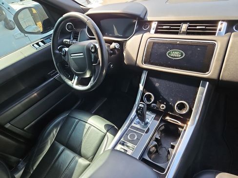 Used 2020 Land Rover Range Rover Sport HSE image 9