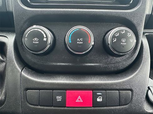 Used 2019 RAM ProMaster 1500 w/ Interior Convenience Group image 11