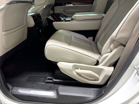 Used 2023 Jeep Grand Wagoneer Series II w/ Convenience Group III image 22