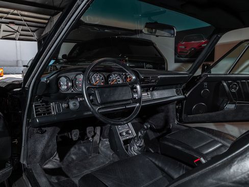 Used 1988 Porsche 911 Carrera image 37