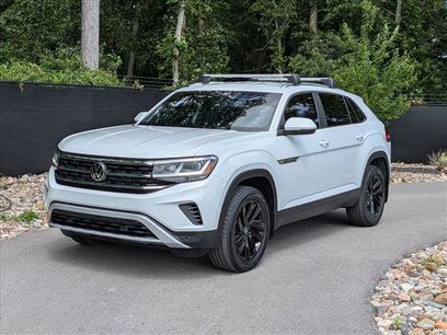Certified 2023 Volkswagen Atlas Cross Sport SE w/ Black Wheel Package
