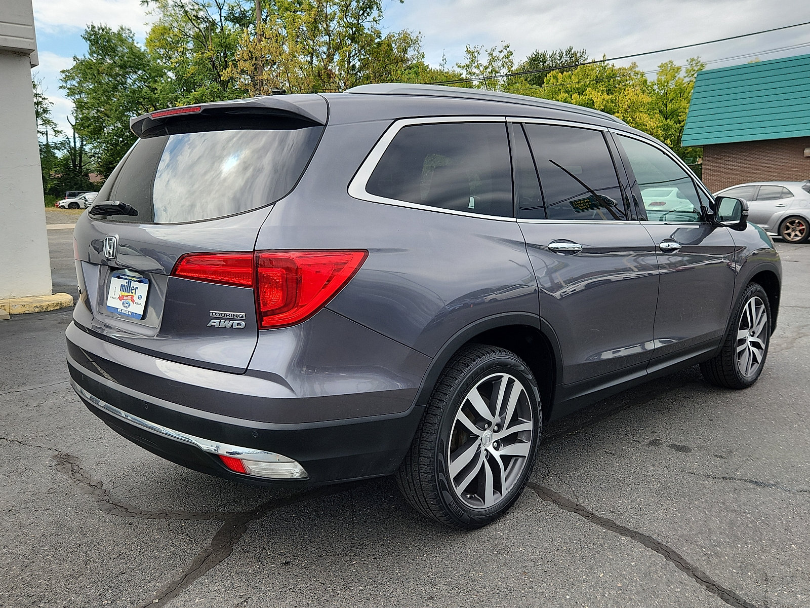Used 2016 Honda Pilot Touring image 6