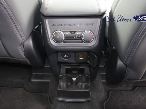 Used 2026 Ford Explorer Active w/ Active Comfort Package image 15