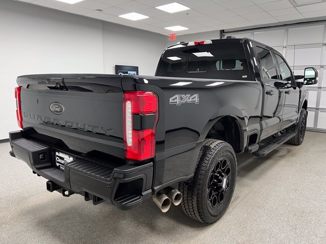 Used 2024 Ford F350 Lariat w/ Black Appearance Package AWD/4WD image 10