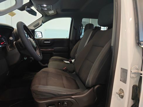 Used 2019 Chevrolet Silverado 1500 LT w/ All-Star Edition image 9