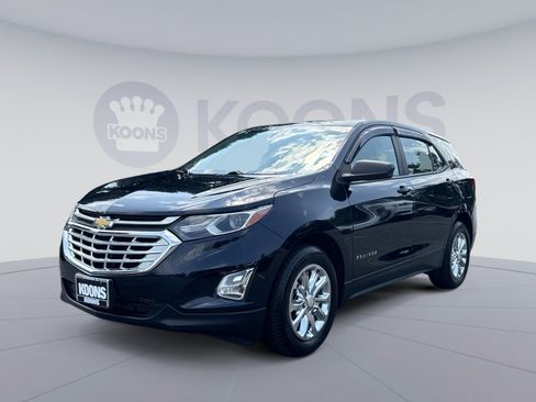 Used 2020 Chevrolet Equinox LS FWD image 1