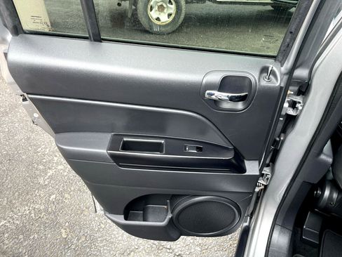 Used 2015 Jeep Patriot Sport w/ Power Value Group image 24