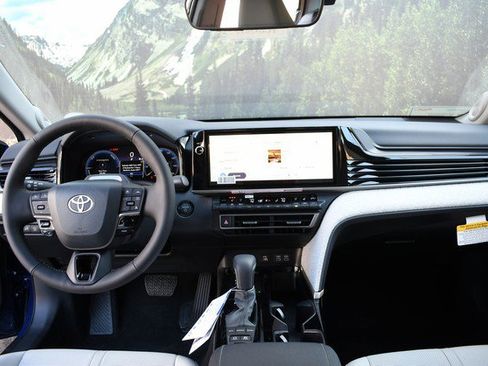 New 2026 Toyota Camry XLE image 9