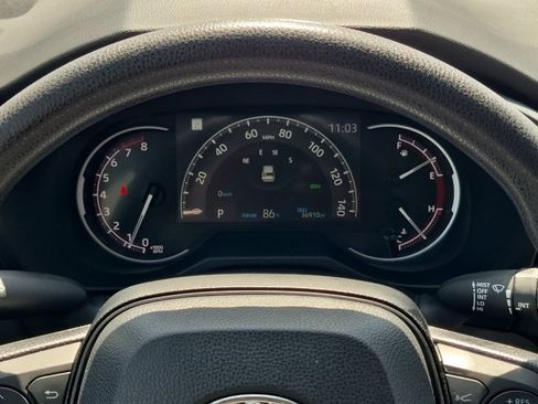 Certified 2025 Toyota RAV4 XLE AWD/4WD image 27