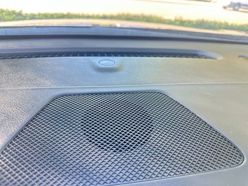 Used 2024 Nissan Altima 2.5 SV image 18