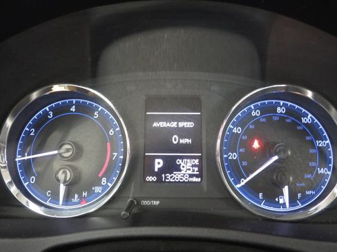 Used 2019 Toyota Corolla LE FWD image 15