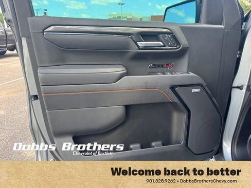 Used 2025 GMC Sierra 1500 AT4 AWD/4WD image 14