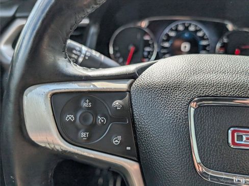 Used 2018 GMC Acadia Denali AWD/4WD image 25