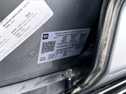 Used 2023 Chevrolet Suburban RST image 21