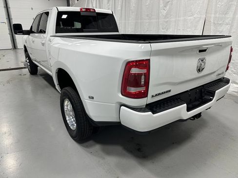 Used 2024 RAM 3500 Laramie AWD/4WD image 5