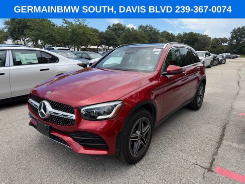 Used 2020 Mercedes-Benz GLC 300 4MATIC image 1