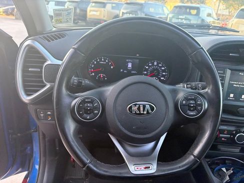 Used 2021 Kia Soul GT-Line FWD image 25