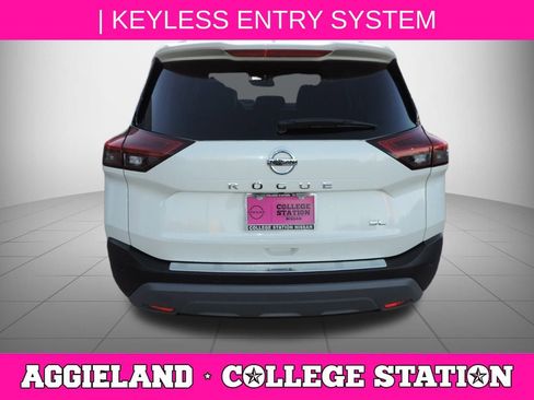 Certified 2021 Nissan Rogue SL image 5