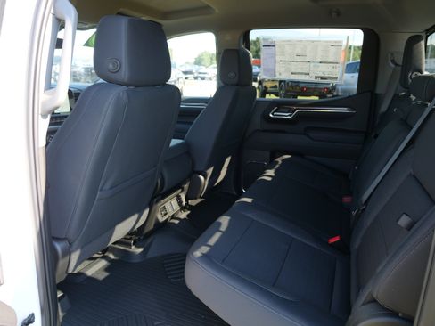 New 2025 Chevrolet Silverado 1500 LT w/ Z71 Off-Road Package image 15