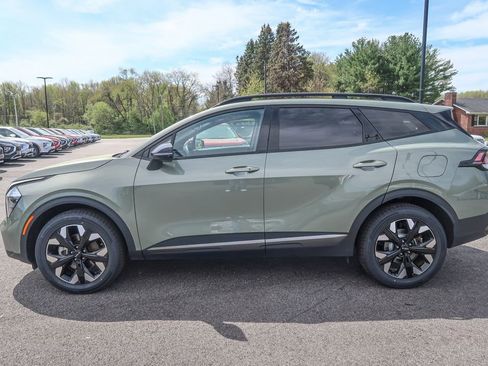 Used 2023 Kia Sportage X-Line w/ X-Line Premium Package AWD/4WD image 3