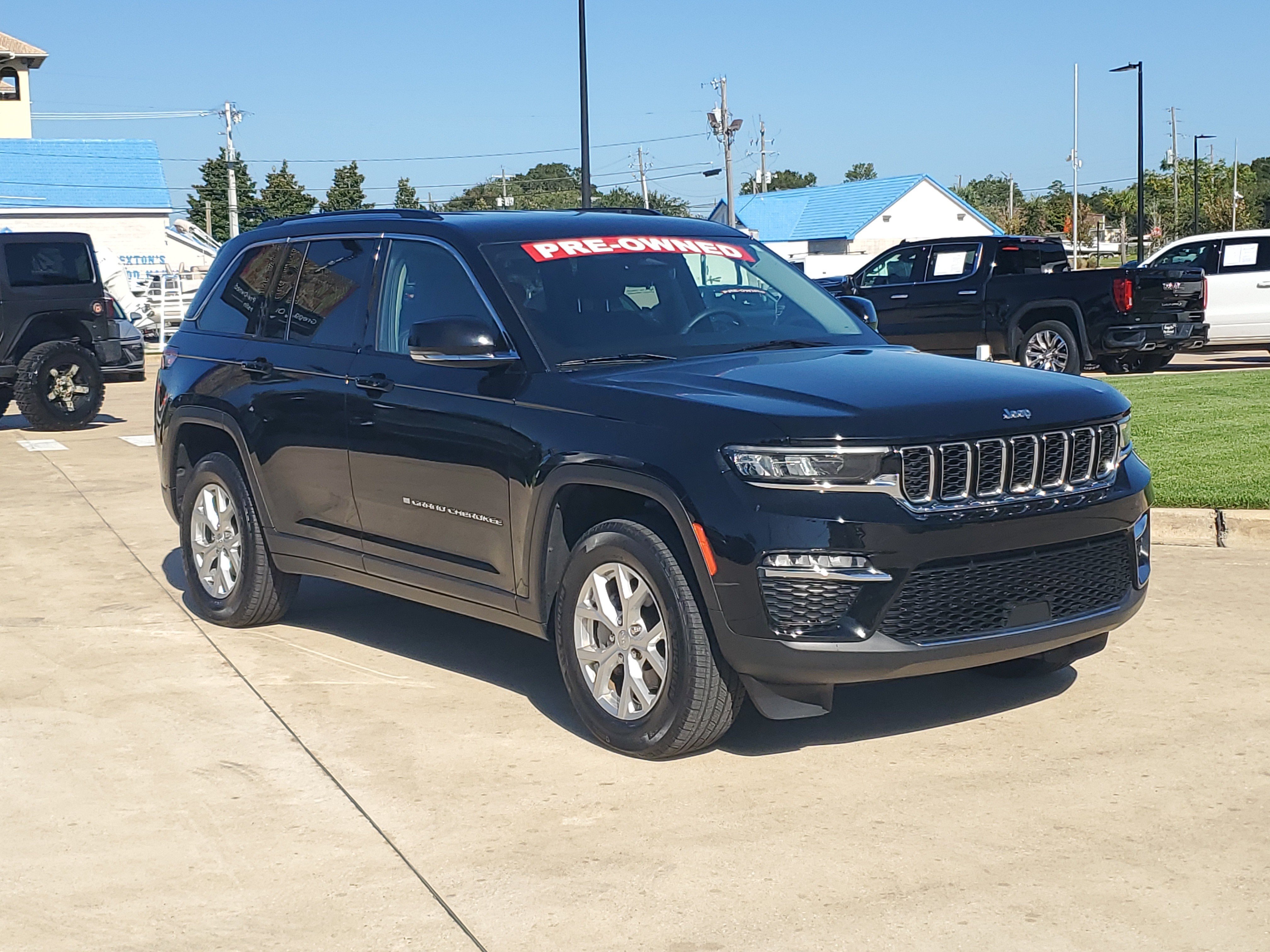 Used 2023 Jeep Grand Cherokee Limited AWD/4WD image 8