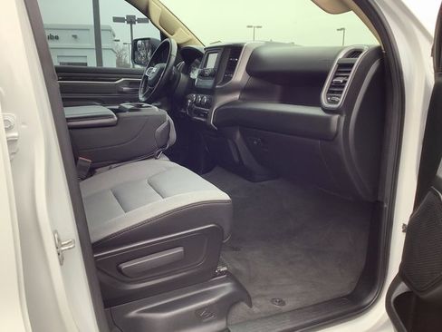 Used 2019 RAM 1500 Big Horn image 34