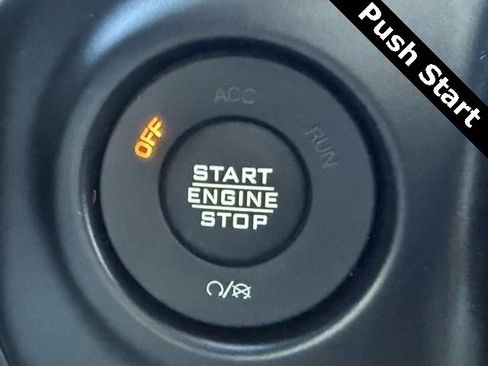 Used 2021 Jeep Wrangler Sport image 17