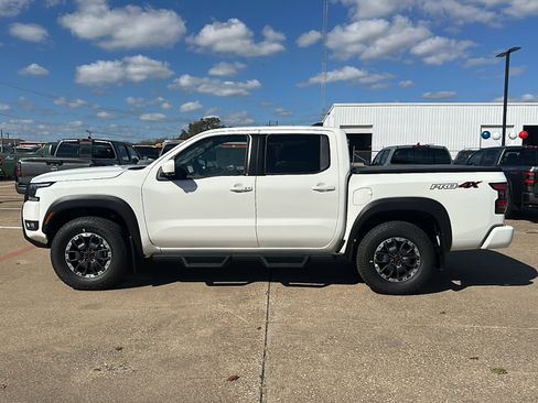 New 2026 Nissan Frontier PRO-4X image 5