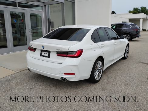 Used 2023 BMW 330i xDrive Sedan w/ Driving Assistance Package AWD/4WD image 3