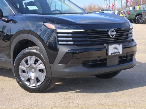 New 2026 Nissan Kicks S image 2