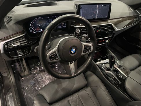 Certified 2023 BMW 540i xDrive w/ M Sport Package image 13