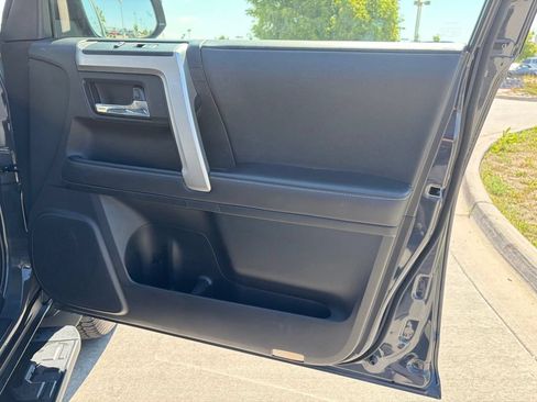 Used 2024 Toyota 4Runner SR5 Premium AWD/4WD image 18