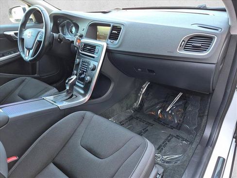 Used 2014 Volvo S60 T5 FWD image 20