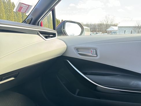 Used 2023 Toyota Corolla XSE image 23