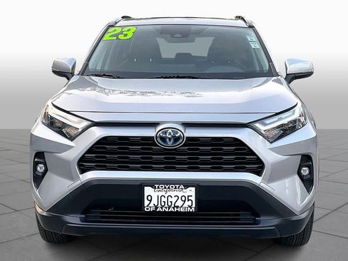 Used 2023 Toyota RAV4 XLE Premium image 3