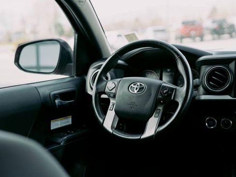 Used 2019 Toyota Tacoma TRD Pro image 13