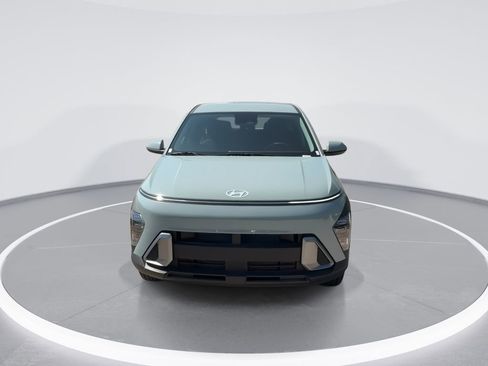 New 2026 Hyundai Kona SE AWD/4WD image 3