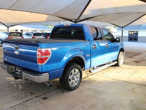 Used 2011 Ford F150 XLT w/ XLT Chrome Pkg image 5