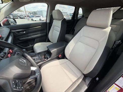 Used 2025 Honda CR-V EX image 13
