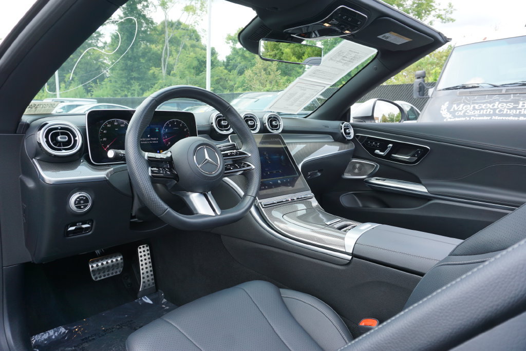 Certified 2024 Mercedes-Benz CLE 300 4MATIC Cabriolet image 15