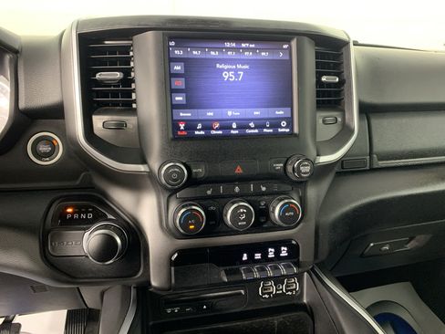 Used 2019 RAM 1500 Big Horn RWD image 25