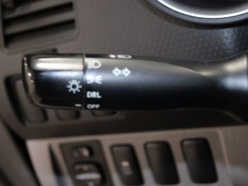 Used 2014 Toyota Tacoma Base image 36