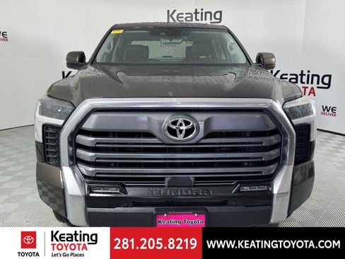 Used 2022 Toyota Tundra Limited image 10