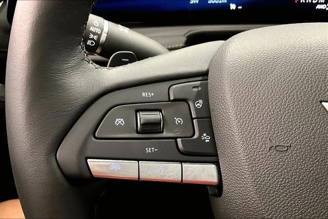 Used 2025 Cadillac XT4 Premium Luxury w/ LPO, Floor Liner Package AWD/4WD image 26
