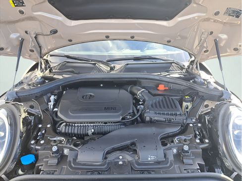 Used 2022 MINI Cooper Clubman S AWD/4WD image 17