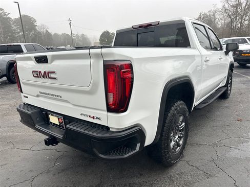 Used 2025 GMC Sierra 1500 AT4X image 6
