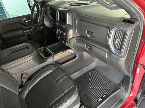 Used 2020 Chevrolet Silverado 2500 High Country w/ Technology Package AWD/4WD image 38