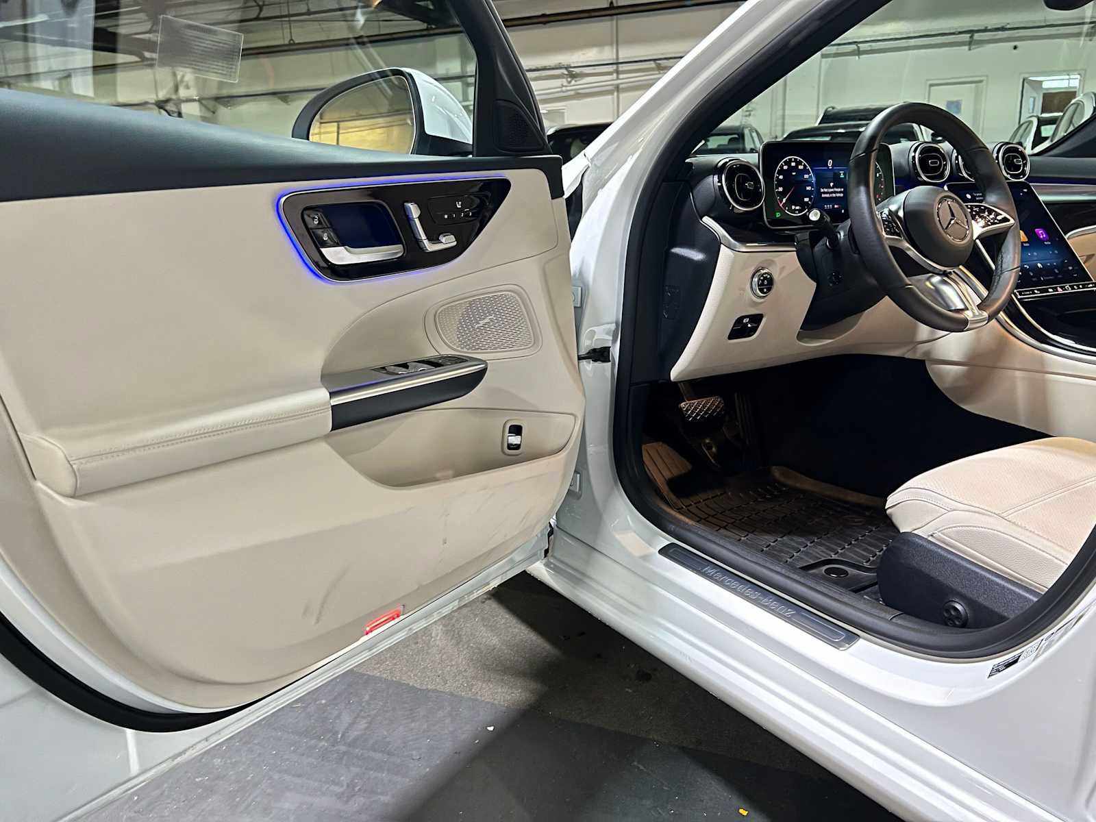 Used 2026 Mercedes-Benz C 300 4MATIC Sedan image 22